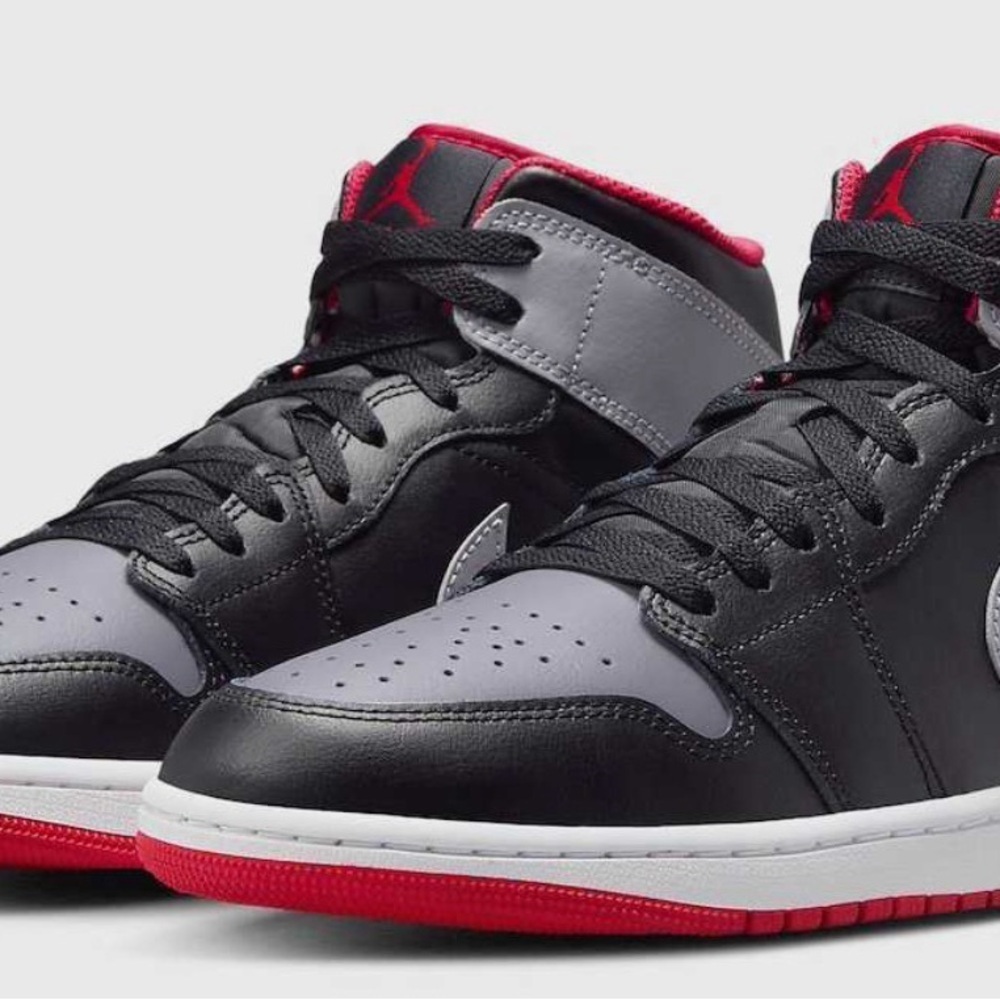 Nike Air Jordan 1 Black Cement Grey DQ 8426-006 men 7 - Picture 8 of 11